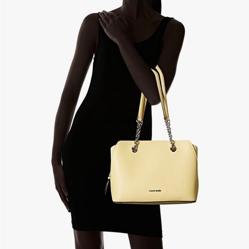 Calvin Klein Hailey Micro Pebble Triple Compartment Chain Satchel - Picture 4 of 9